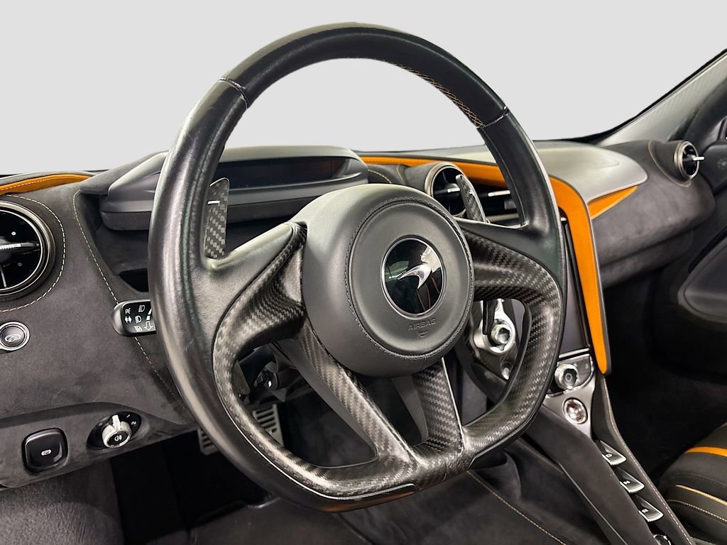 Used 2022 McLaren 720S Spider image 19