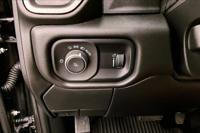 Used 2024 RAM 3500 Tradesman w/ Convenience Group image 40
