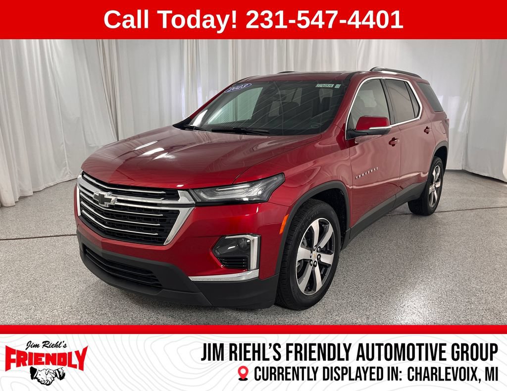 Used 2023 Chevrolet Traverse LT w/ LT Premium Package AWD/4WD image 1