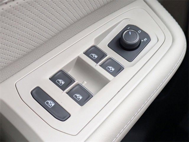 New 2026 Volkswagen Atlas SE image 23