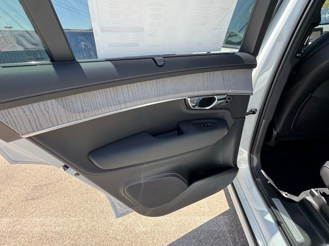 New 2025 Volvo XC90 T8 Ultra w/ Protection Package Premier image 23