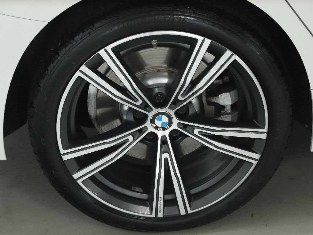 Used 2023 BMW 330i xDrive Sedan w/ Premium Package AWD/4WD image 13