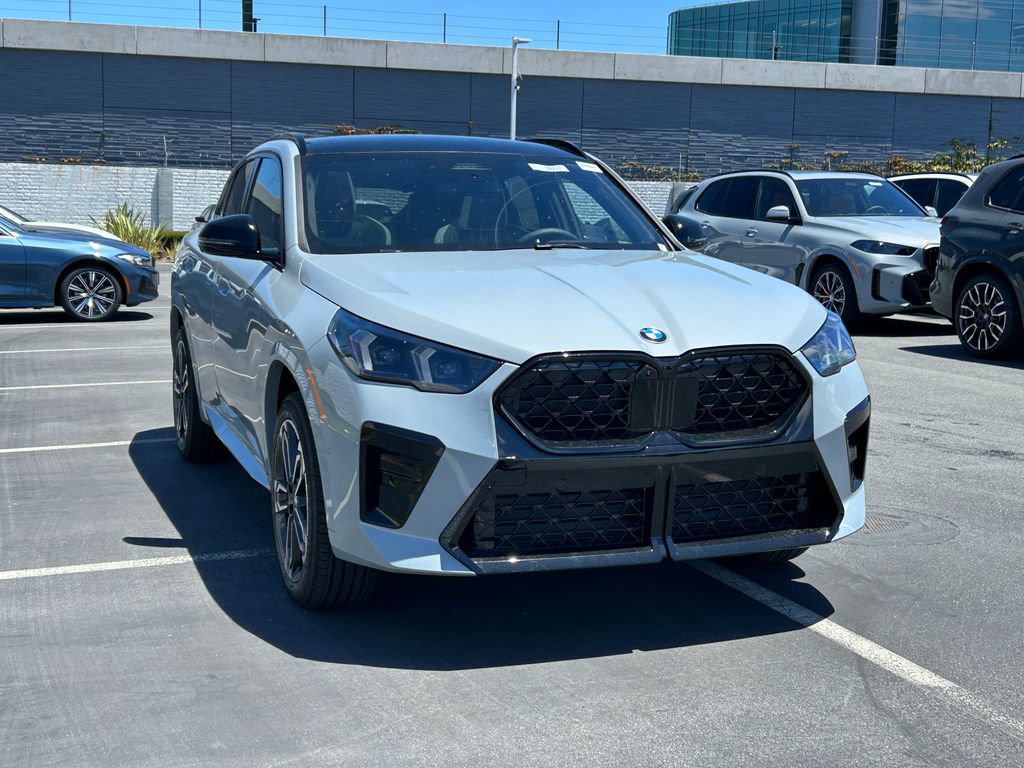 New 2026 BMW X2 xDrive28i w/ Technology Package AWD/4WD image 7