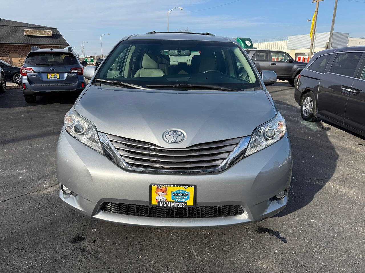 Used 2015 Toyota Sienna XLE Premium AWD/4WD image 87