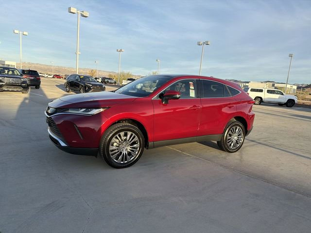 Used 2023 Toyota Venza Limited image 8