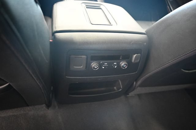 Used 2020 GMC Yukon SLT AWD/4WD image 27