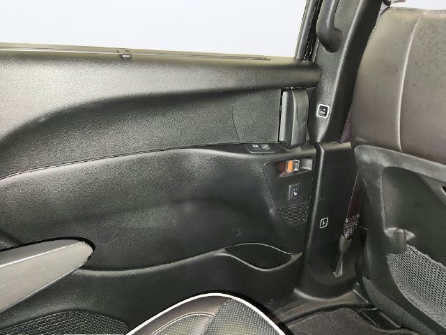 Used 2025 Chrysler Pacifica Limited FWD image 27