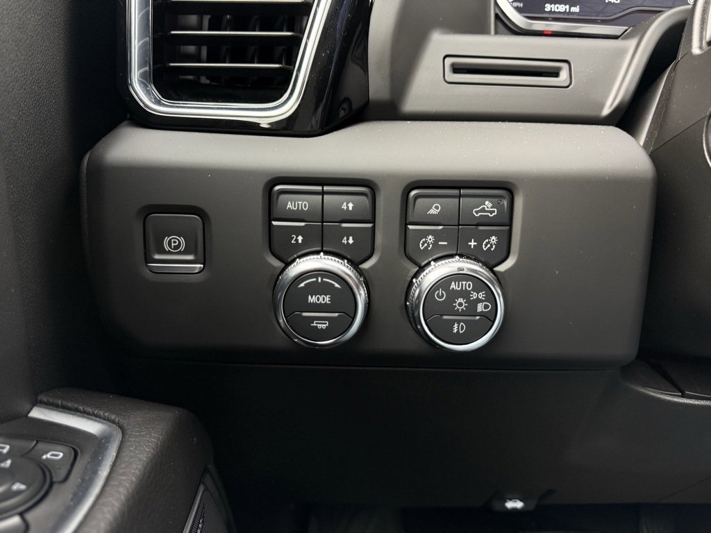 Used 2023 GMC Sierra 1500 Denali image 13