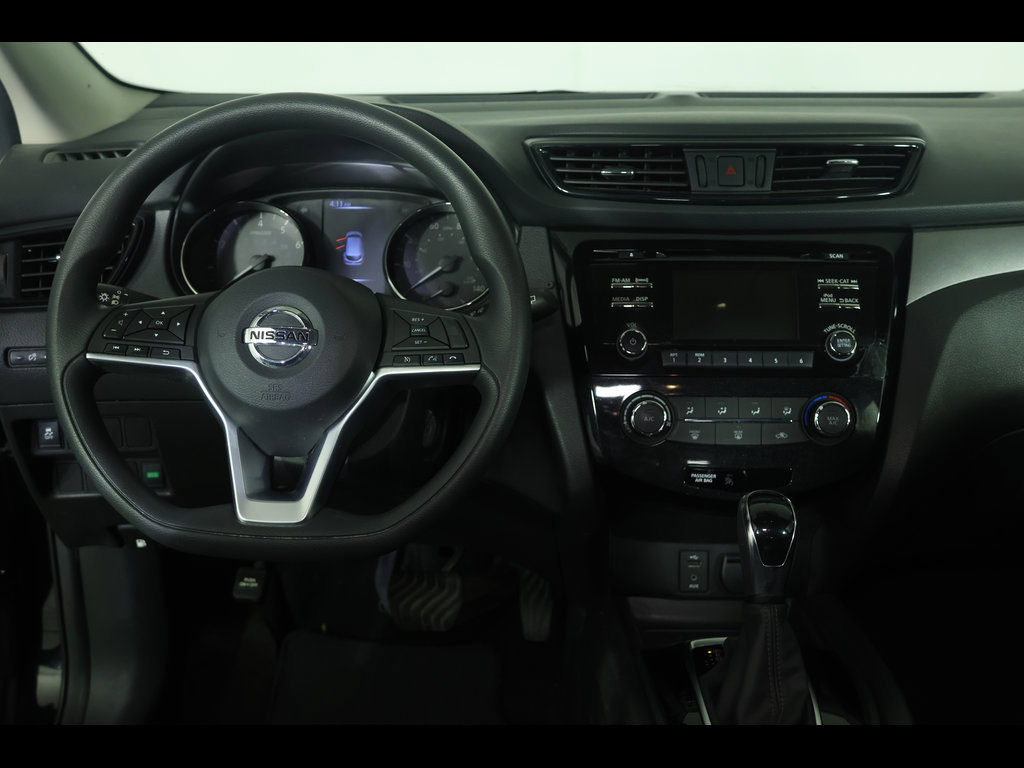 Used 2018 Nissan Rogue Sport S FWD image 14