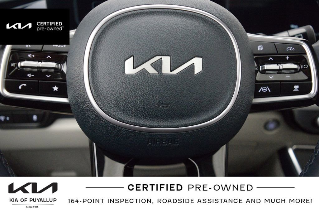 Used 2025 Kia Carnival SX w/ SX Dark Edition Package image 26