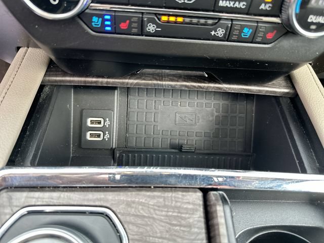 Used 2019 Ford Expedition Limited w/ Equipment Group 301A AWD/4WD image 40