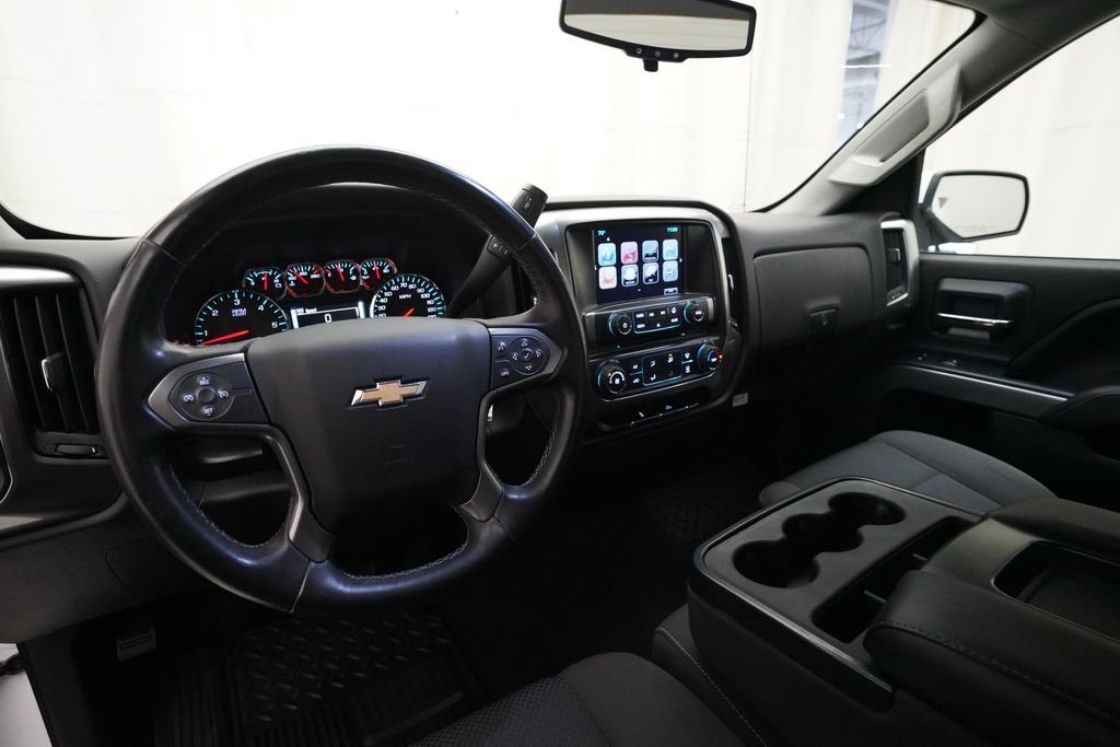 Used 2017 Chevrolet Silverado 1500 LT w/ LT Convenience Package image 5