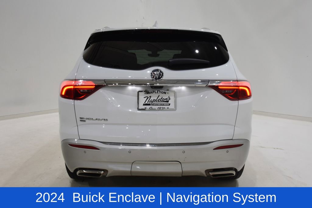 Used 2024 Buick Enclave Premium image 5