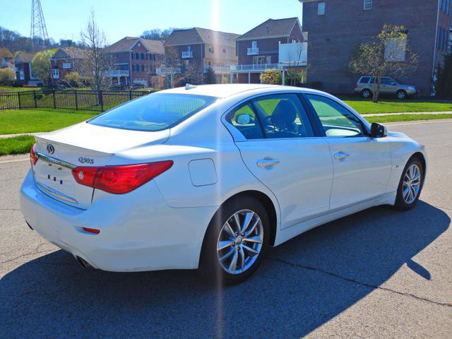 Used 2015 INFINITI Q50 Premium w/ Navigation Package image 4