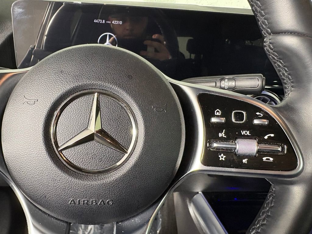 Used 2023 Mercedes-Benz GLA 250 4MATIC image 23