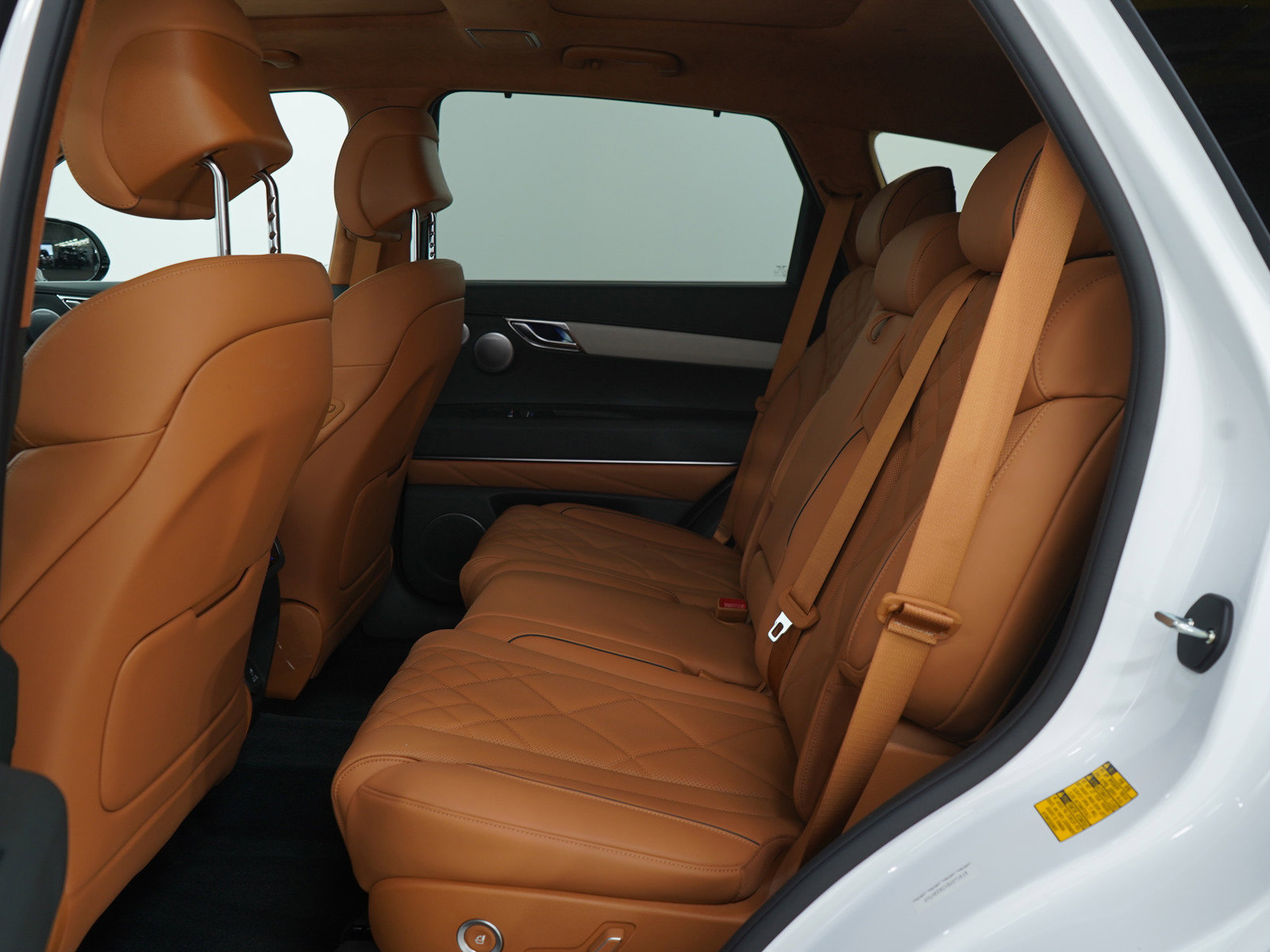 Used 2025 Genesis GV80 3.5T Prestige image 15