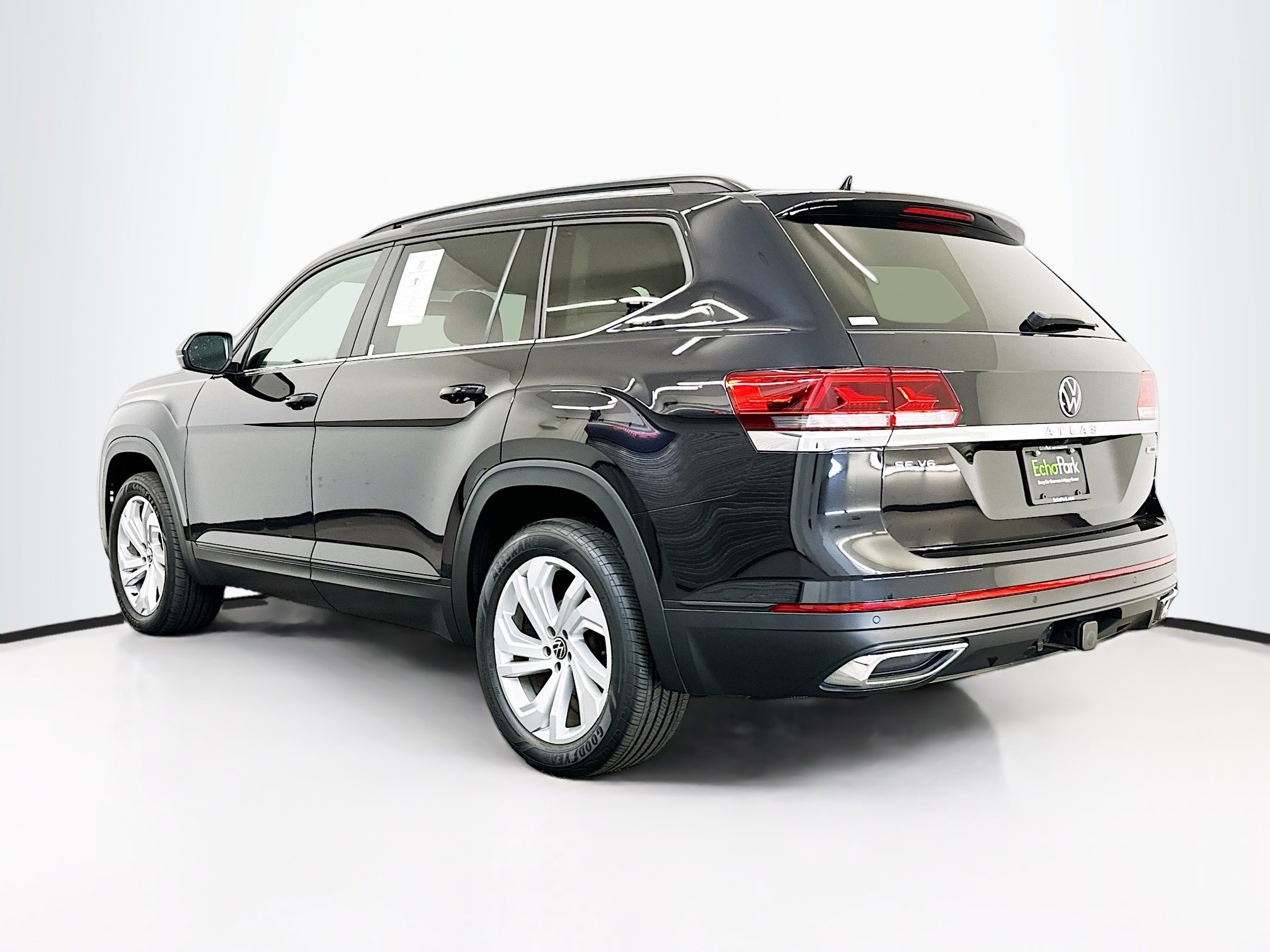 Used 2022 Volkswagen Atlas SE image 5