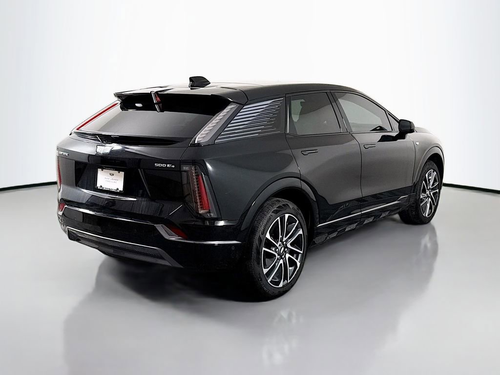 Used 2025 Cadillac Optiq Sport 1 image 7