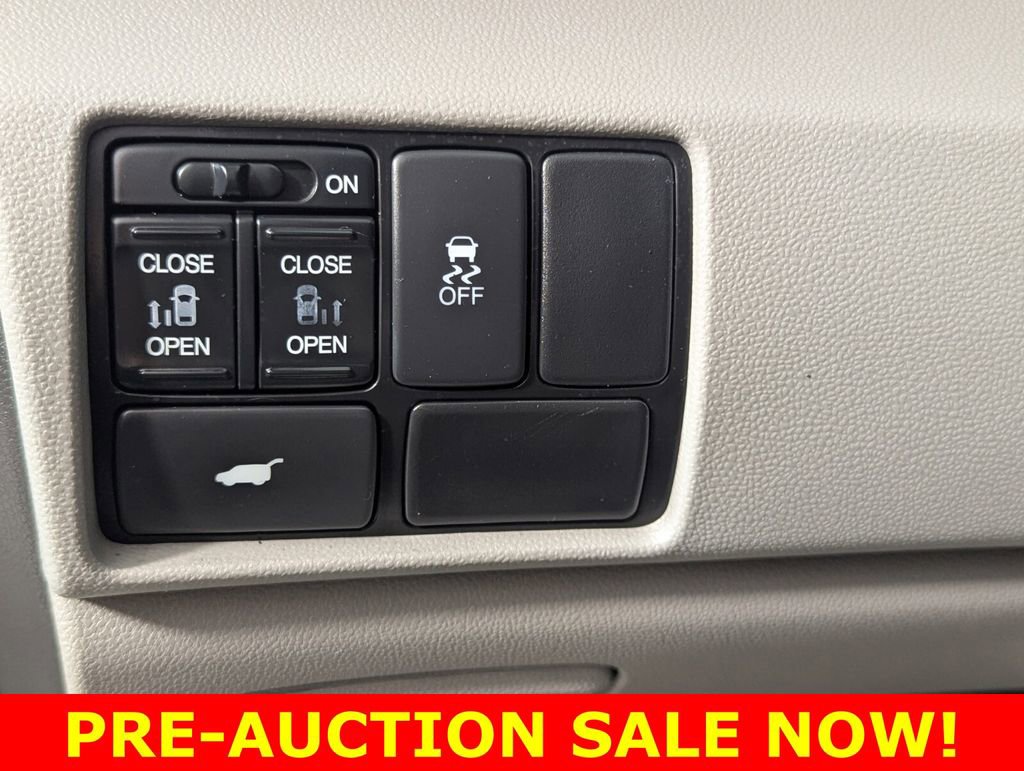 Used 2013 Honda Odyssey EX-L image 13