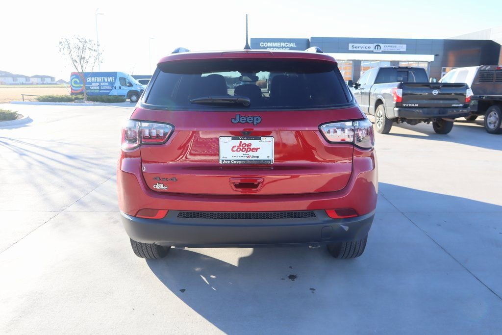 New 2026 Jeep Compass Latitude image 21