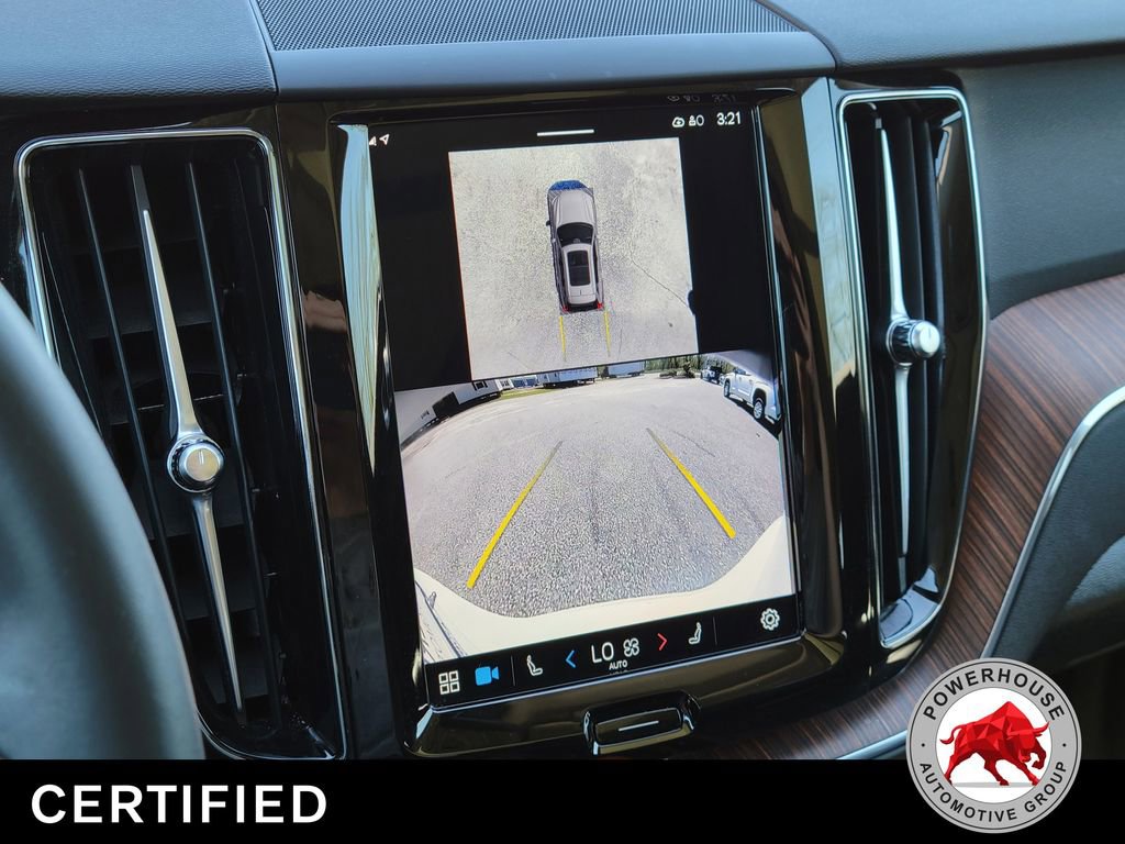 Used 2024 Volvo XC60 B5 Plus image 27