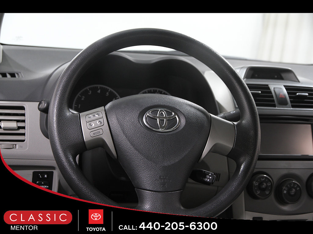 Used 2013 Toyota Corolla LE FWD image 7