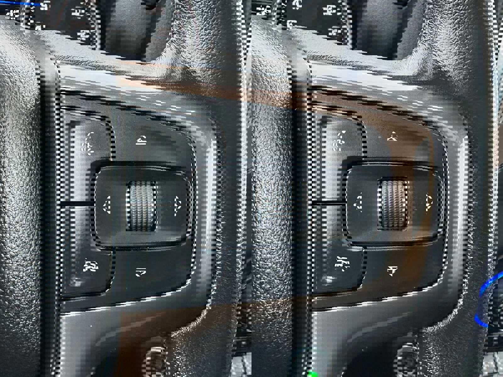 Used 2020 Chevrolet Silverado 1500 High Country w/ Technology Package image 36