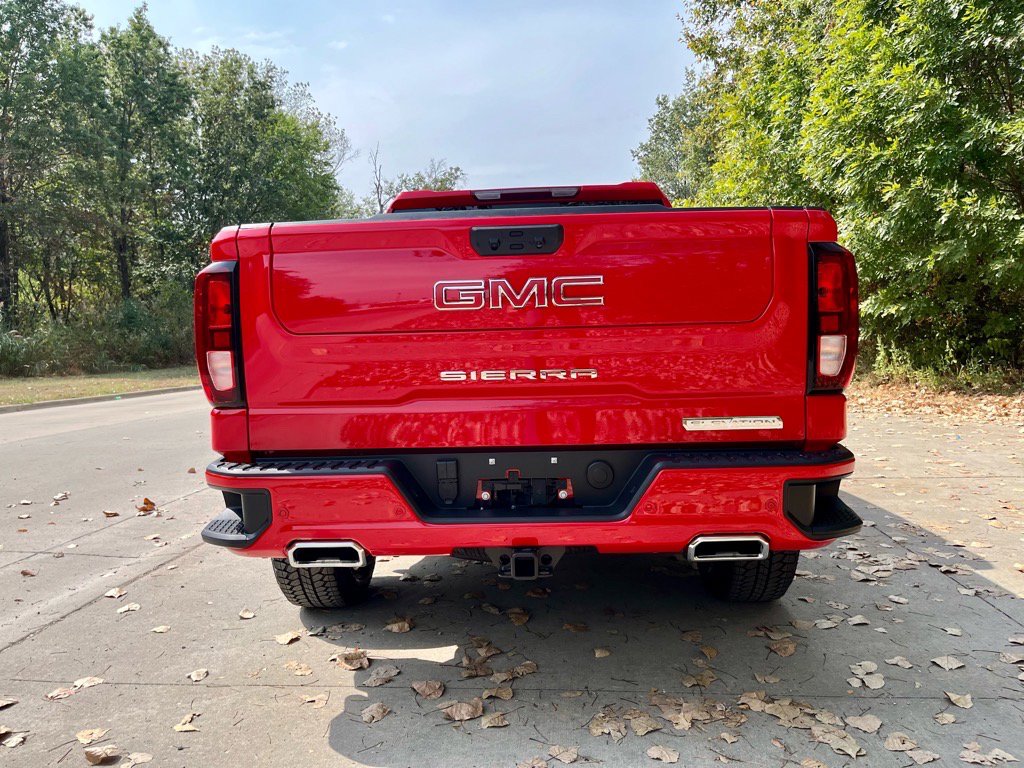 New 2026 GMC Sierra 1500 Elevation w/ Elevation Premium Package image 9