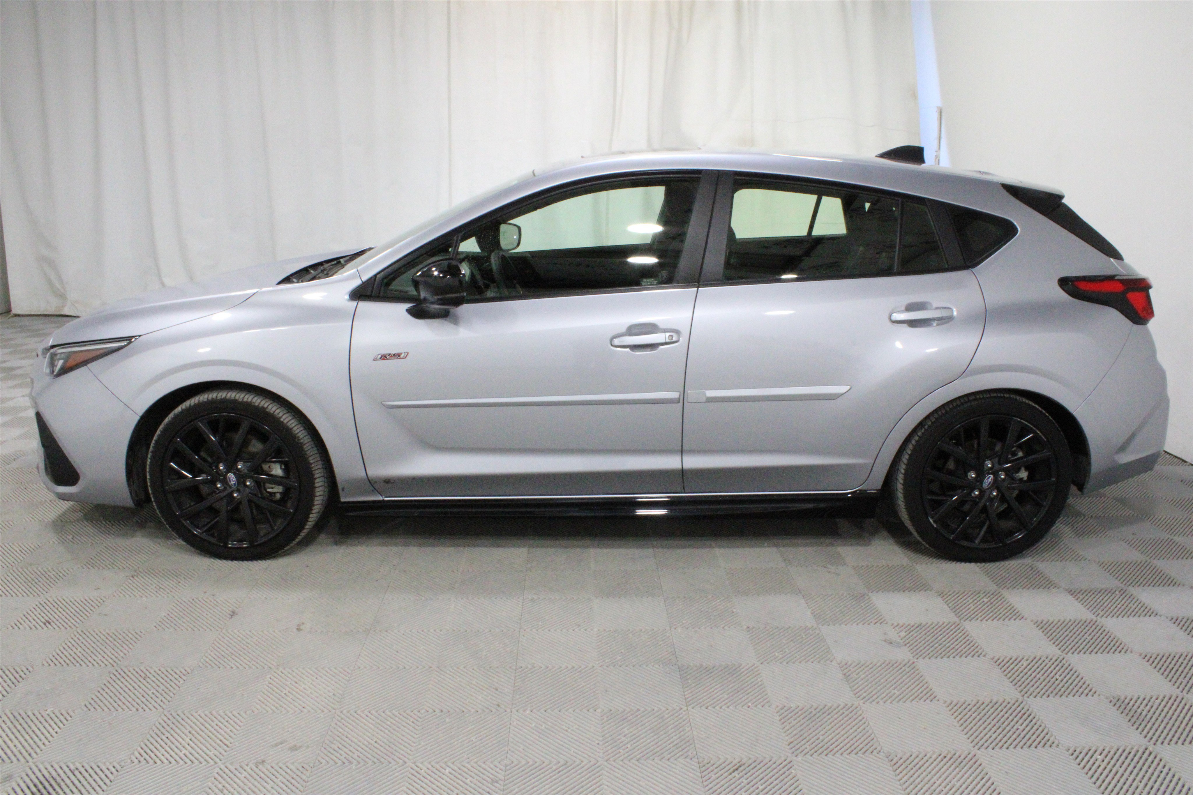 Certified 2025 Subaru Impreza RS w/ Popular Package #1 AWD/4WD image 30