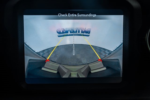 Used 2020 Jeep Wrangler Unlimited Sahara image 43