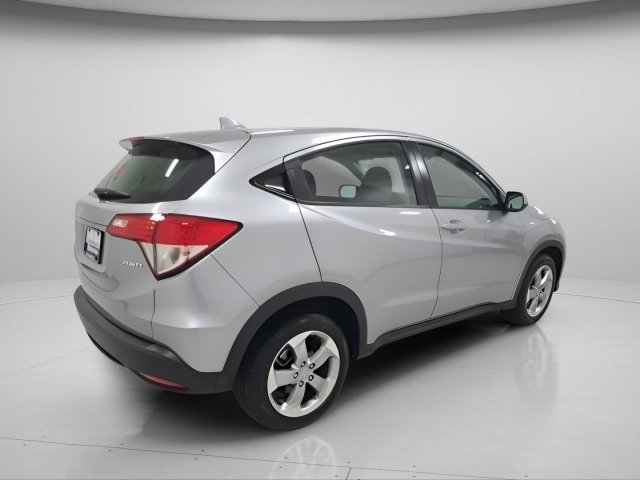 Used 2021 Honda HR-V LX image 6