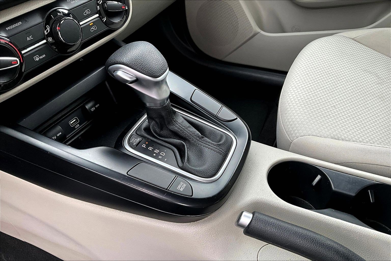 Used 2020 Kia Soul LX image 18