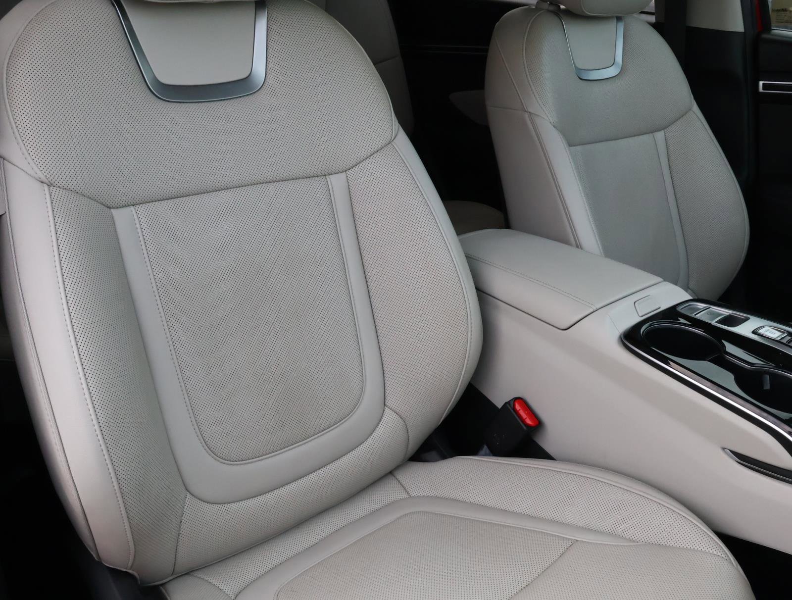 Used 2023 Hyundai Tucson Limited FWD image 17