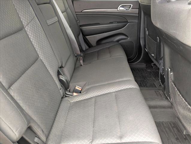 Used 2019 Jeep Grand Cherokee Laredo image 19