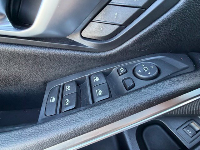 Used 2026 BMW 330i Sedan RWD image 23