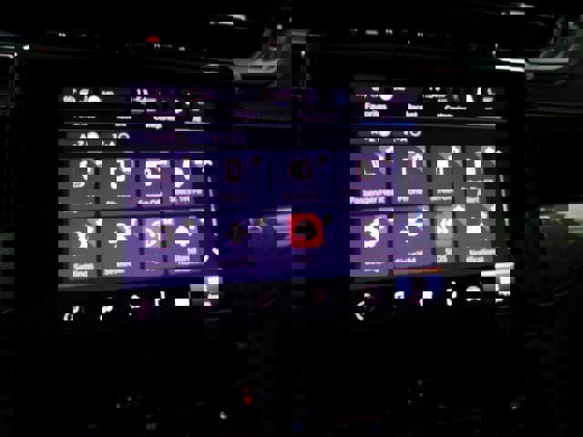 Used 2022 Jeep Grand Cherokee Laredo w/ Luxury Tech Group I image 31