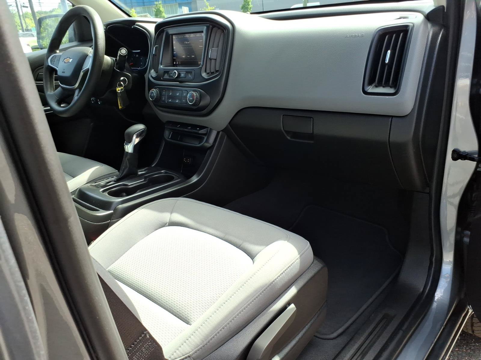 Certified 2022 Chevrolet Colorado W/T w/ WT Convenience Package AWD/4WD image 9