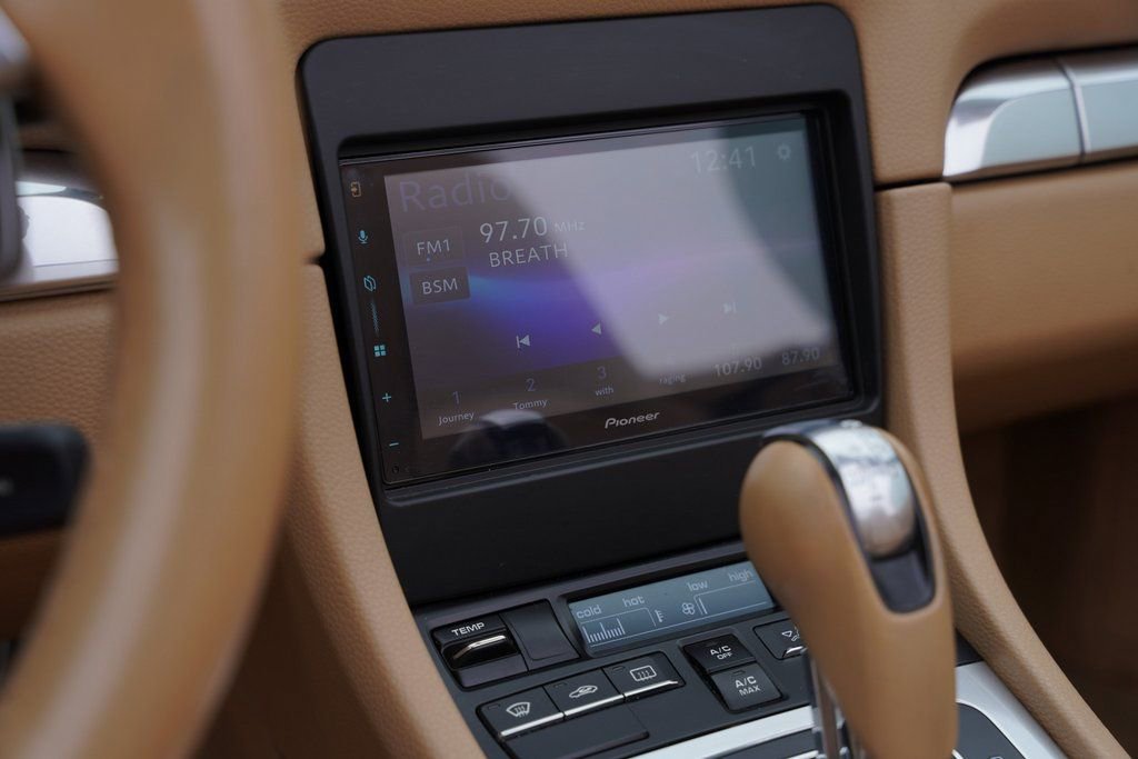 Used 2016 Porsche Boxster image 27