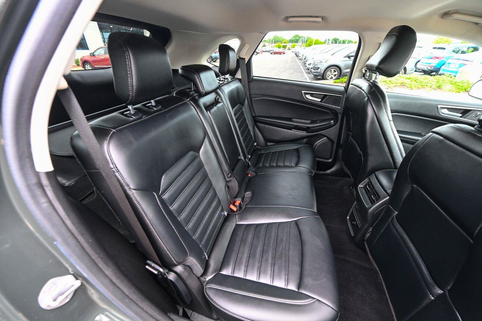 Used 2023 Ford Edge SEL AWD/4WD image 29