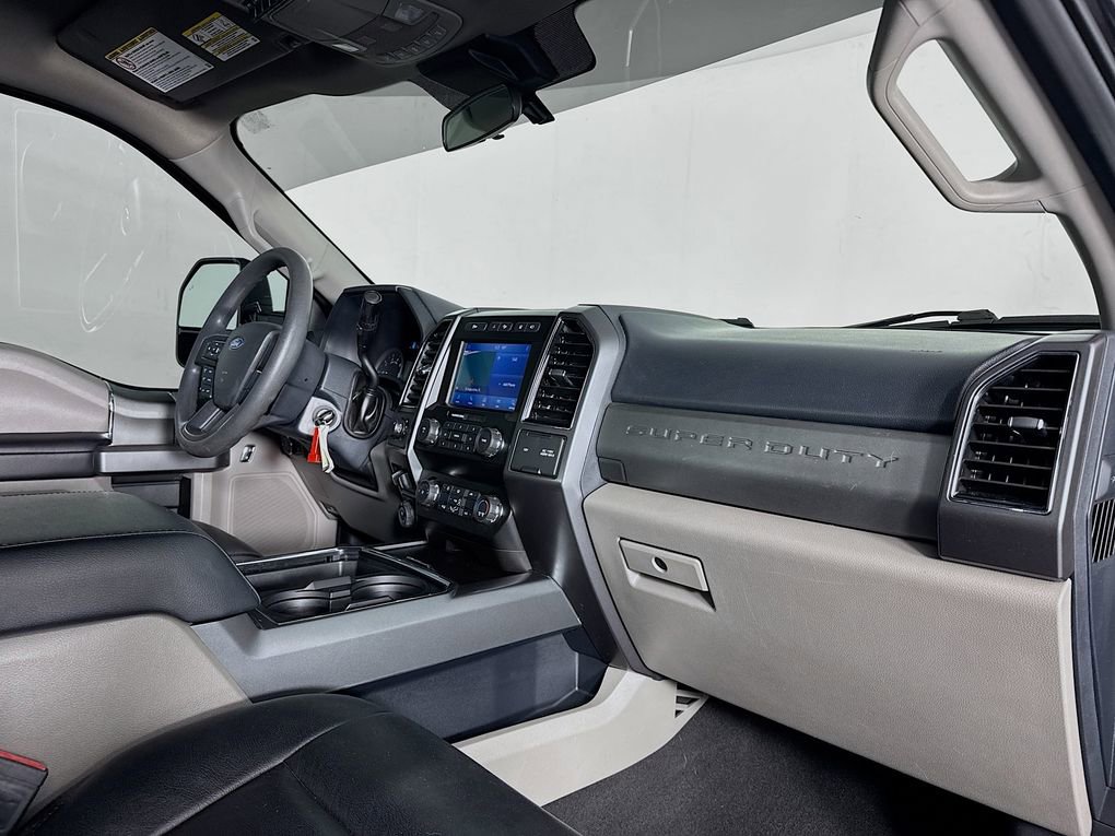 Used 2022 Ford F250 XLT w/ Black Appearance Package image 30
