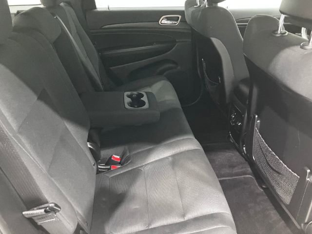 Used 2017 Jeep Grand Cherokee Laredo image 19