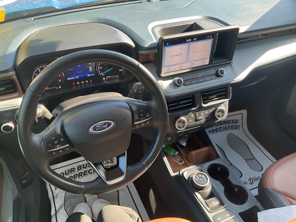 Used 2022 Ford Maverick Lariat image 25