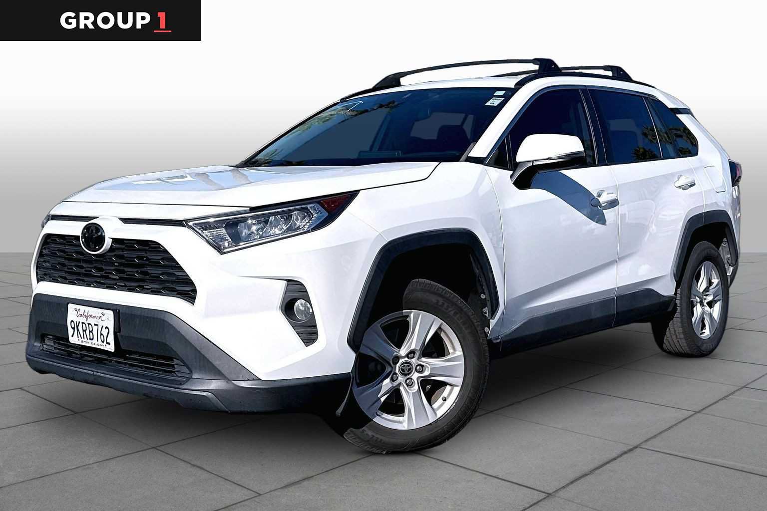 Used 2021 Toyota RAV4 XLE w/ XLE Grade Weather Package AWD/4WD image 1