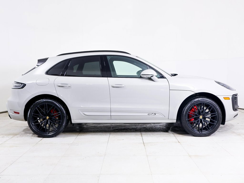 Certified 2025 Porsche Macan GTS image 27