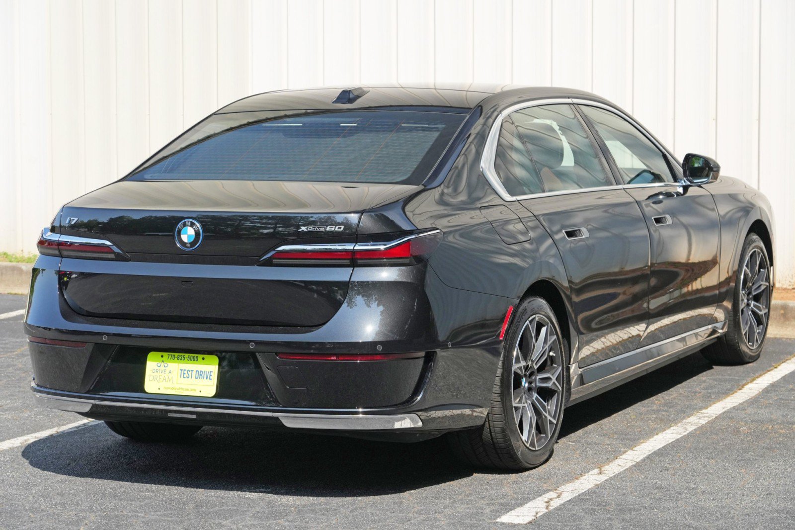 Used 2025 BMW i7 xDrive60 w/ Executive Package AWD/4WD image 65