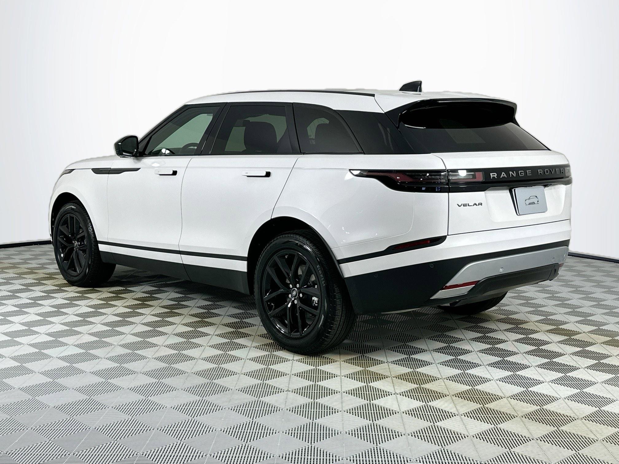 Used 2026 Land Rover Range Rover Velar S image 7