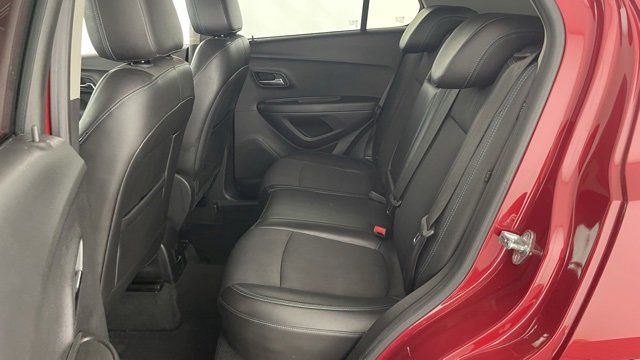Used 2015 Chevrolet Trax LT w/ LT Sun and Sound Package image 42