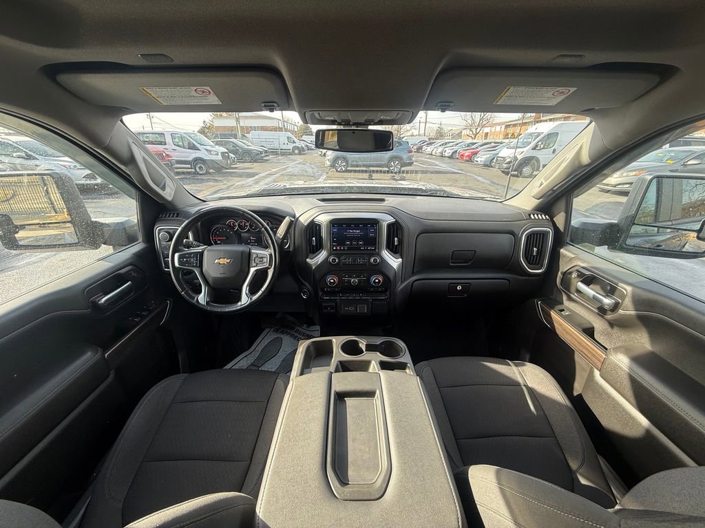 Used 2021 Chevrolet Silverado 2500 LT w/ Convenience Package image 18