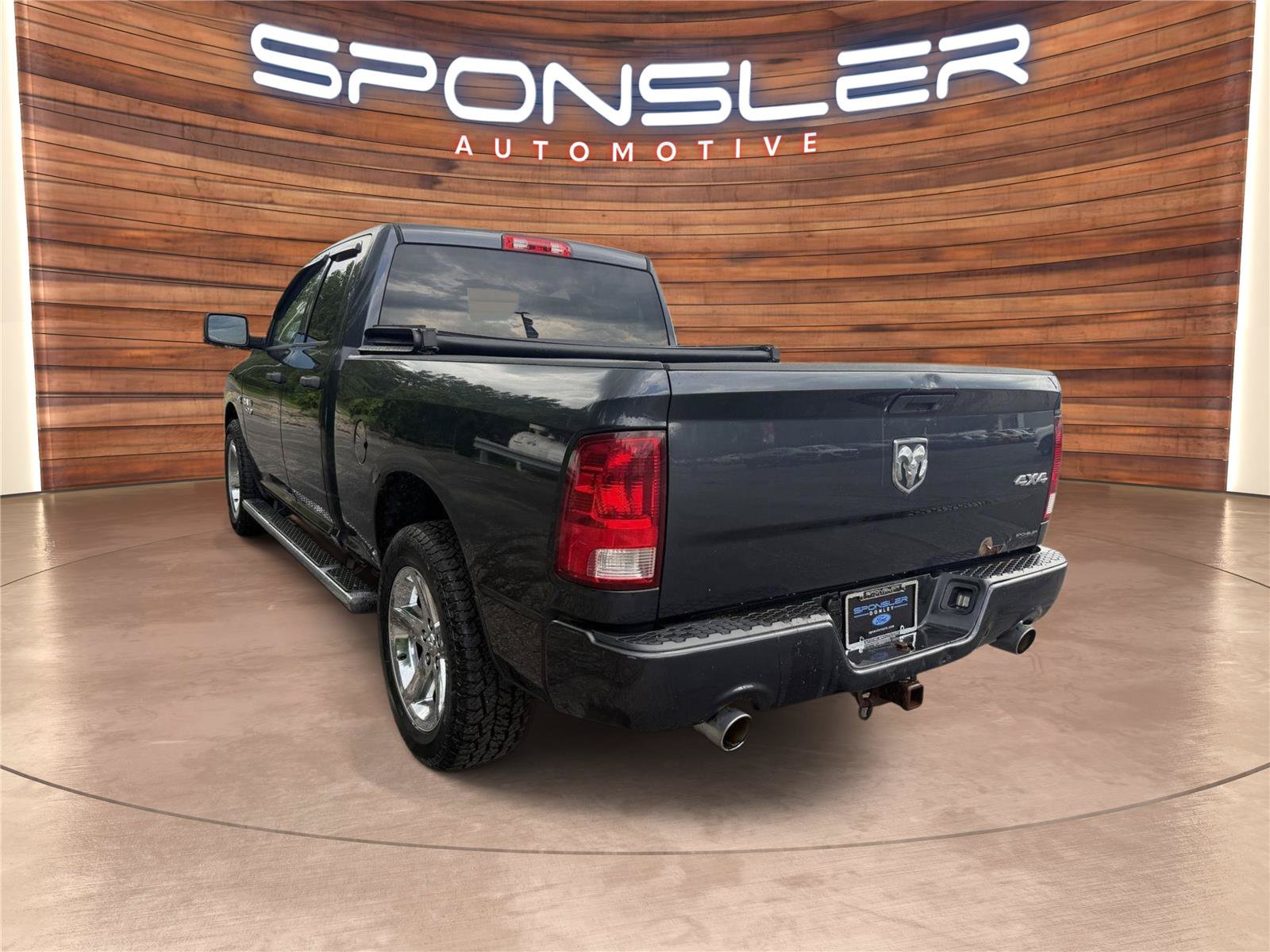 Used 2014 RAM 1500 Express AWD/4WD image 3