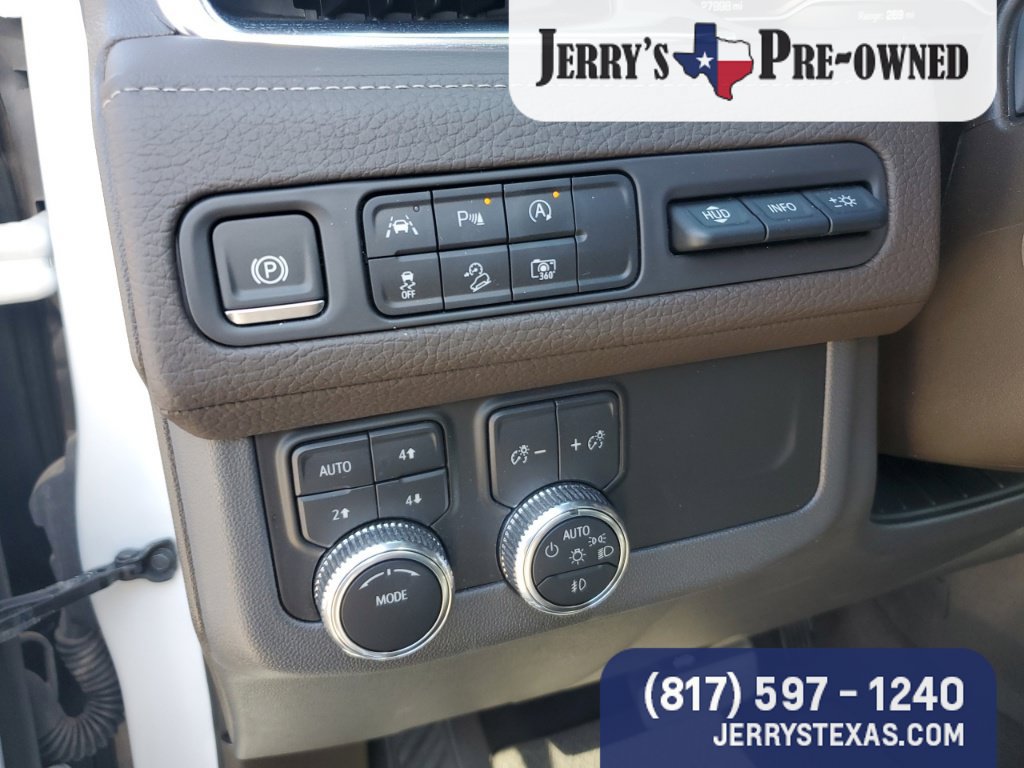 Used 2024 GMC Yukon XL Denali AWD/4WD image 14